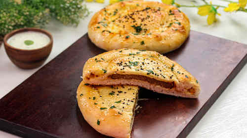 Keema Naan in Sanahs