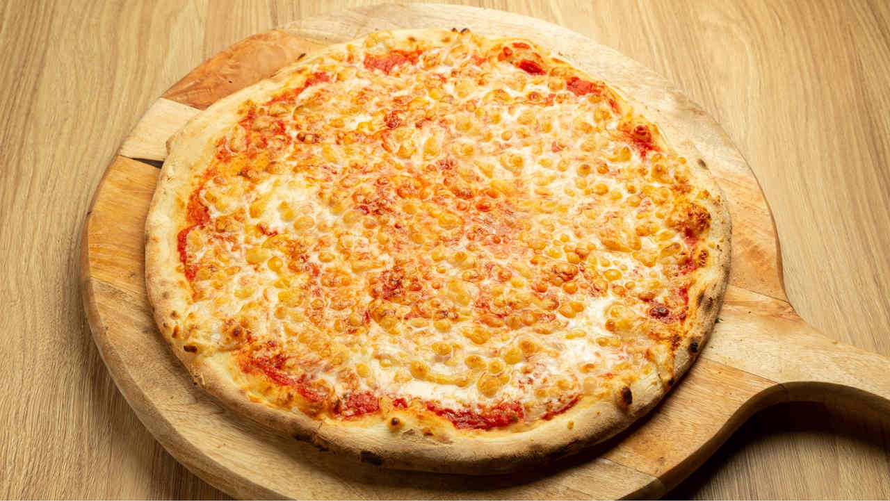 Order your favorite Pizzas in Hartlepool Chinos