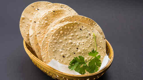 Popadom in Jacks Piri Piri Meir - Bigfoodie