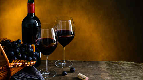 House Red Wine in Vince’s Wood Oven Pizza Co