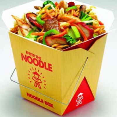 Enjoy this box. Noodle Box. Chinese Noodles in Box. Стрит фуд паста. Chinese Noodles in Box fast Cooking.
