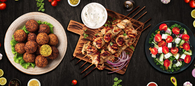 Noti's souvlaki on bay